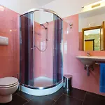 Tiny Loft Mit Grosser Terrasse - Cilentissimo-1km Zum Castellabate