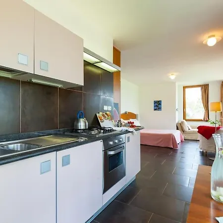 Tiny Loft Mit Grosser Terrasse - Cilentissimo-1km Zum Meer Apartment Castellabate
