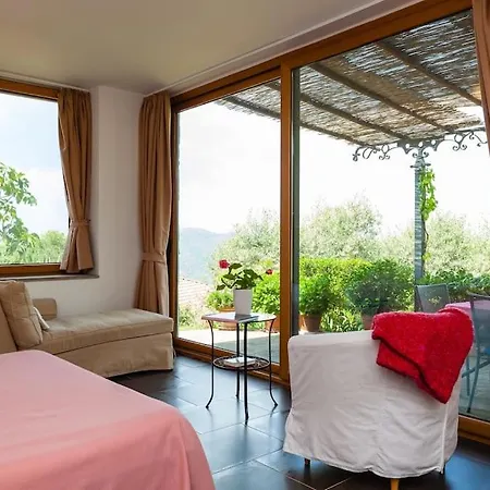 Apartment Tiny Loft Mit Grosser Terrasse - Cilentissimo-1km Zum Meer *