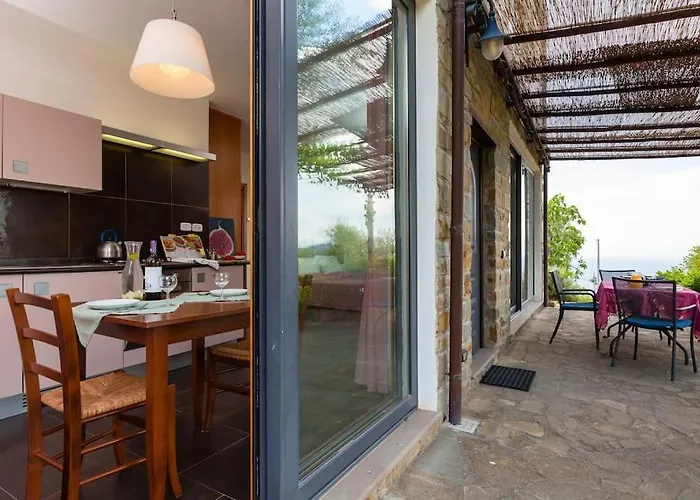 Tiny Loft Mit Grosser Terrasse - Cilentissimo-1km Zum Apartment